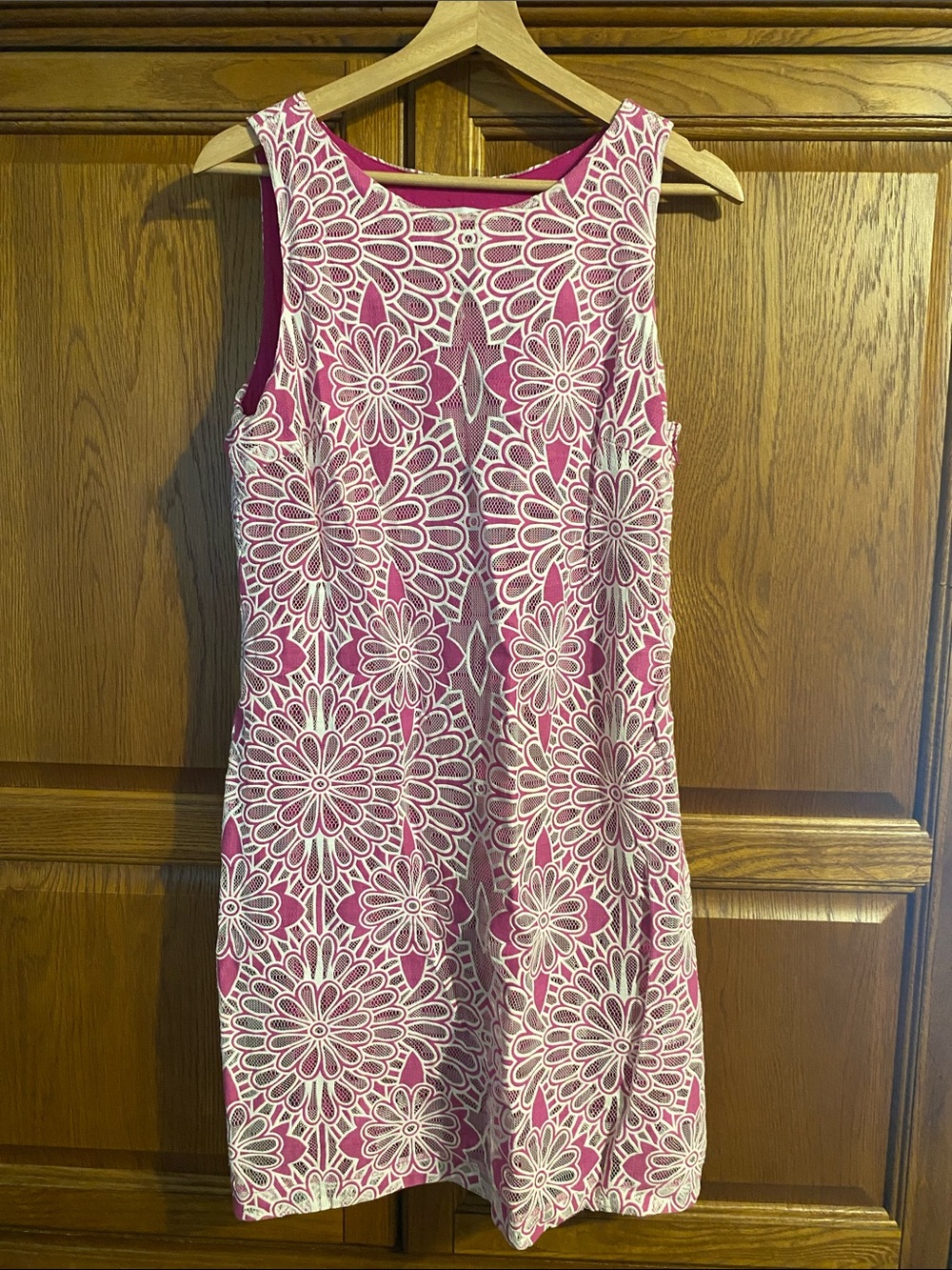 Badgley Mischka Pink and White Floral Lace-Overlay Shift Dress